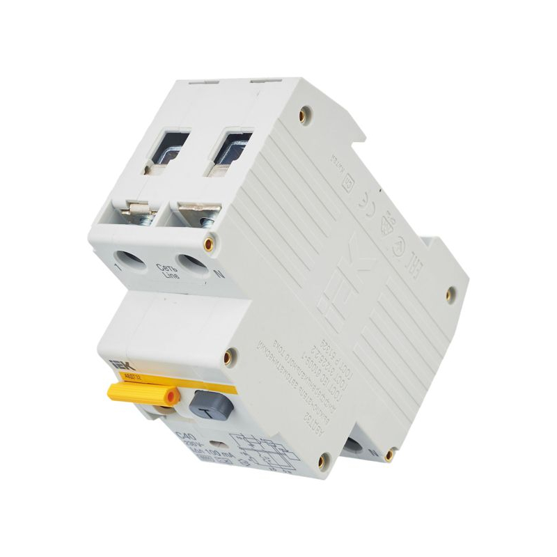 KARAT Автоматический выключатель дифференциального тока АВДТ 32 C40 100мА тип A IEK