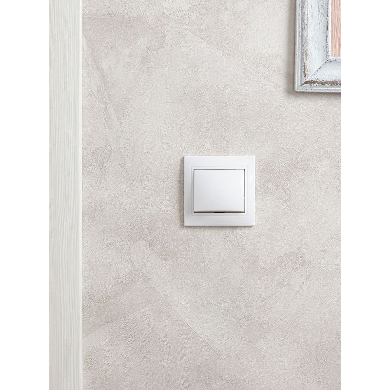 KVARTA Выключатель 1-клавишный 10А ВС10-1-0-КБ белый GENERICA