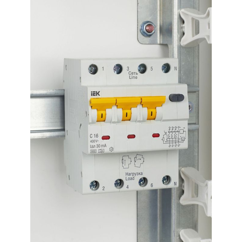 KARAT Автоматический выключатель дифференциального тока АВДТ 34 C16 30мА тип A IEK