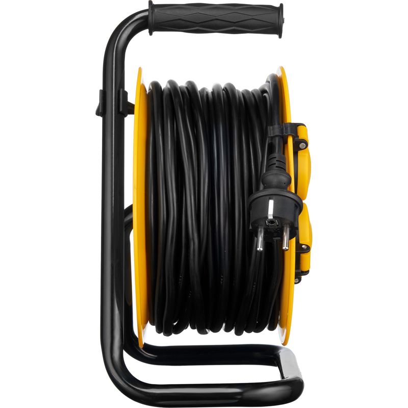 Катушка УК30 4 места IP44 с заземлением с термозащитой 3х1,5мм2 Industrial plus 30м IEK