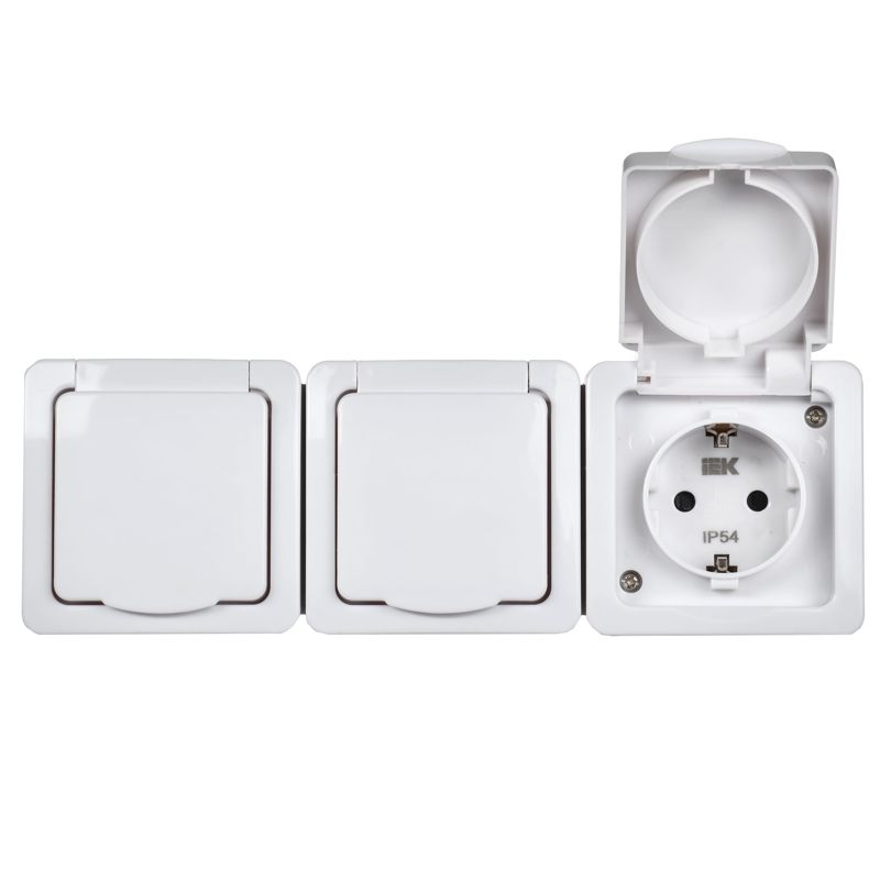 Розетка 3-местная для открытой установки РСб23-3-ГПБб с заземляющим контактом IP54 ГЕРМЕС PLUS белый IEK