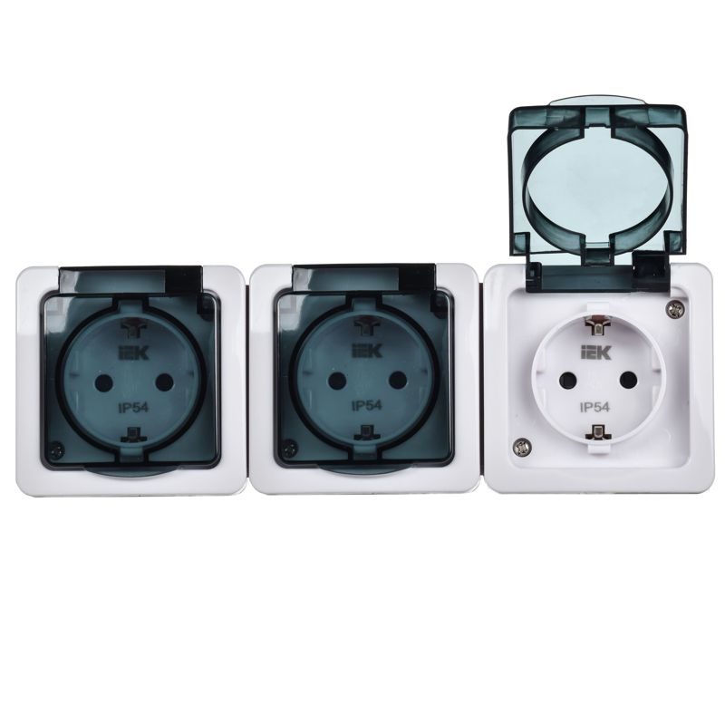 Розетка 3-местная для открытой установки РСб23-3-ГПБд с заземляющим контактом IP54 ГЕРМЕС PLUS (цвет крышки: дымчатый) IEK
