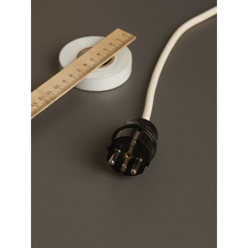 Вилка разборная прямая ВПп10-02-Ст с заземляющим контактом 16А черная IEK