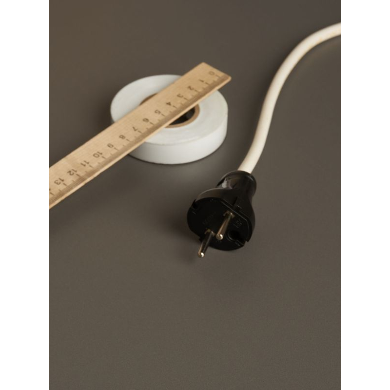 Вилка разборная прямая ВПп20-02-Ст без заземляющего контакта 6А черная IEK