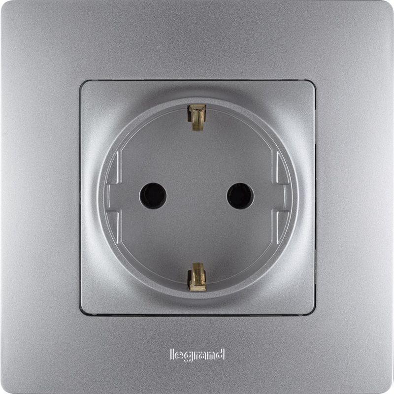 Механизм розетки 1-м СП Etika 16А IP20 250В 2P+E с заземл. немецк. стандарт винт. клеммы алюм. Leg 672421