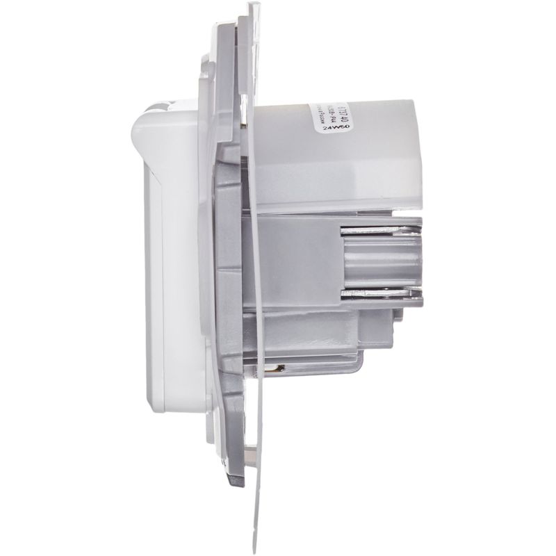 Механизм розетки 1-м СП Inspiria 16А IP44 250В 2P+E защ. шторки с крышкой немецк. стандарт бел. Leg 673740