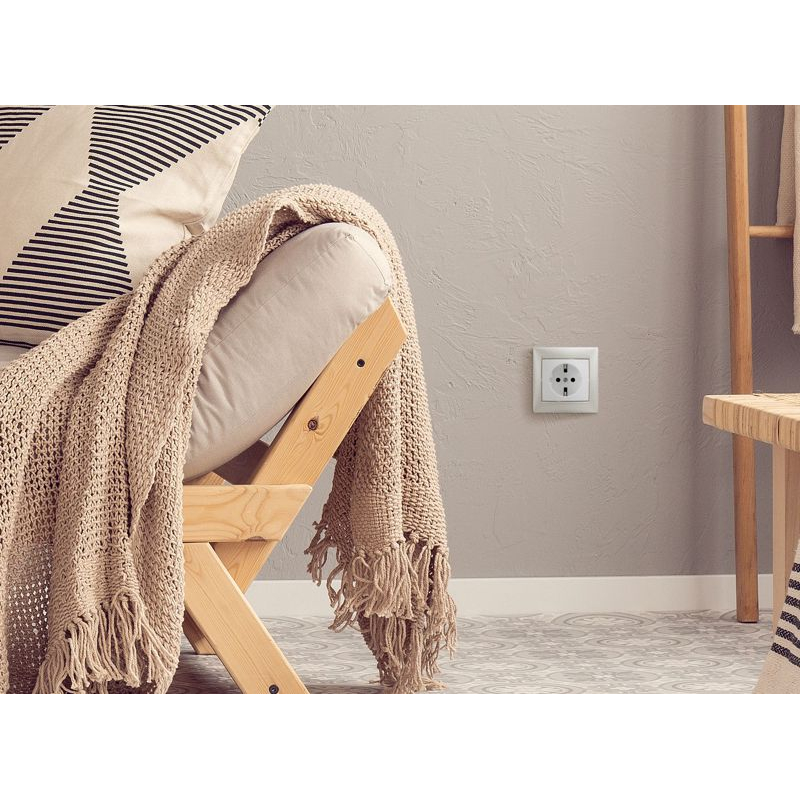 Механизм розетки 1-м СП Valena 16А IP21 с заземл. на винтах бел. Leg 774420