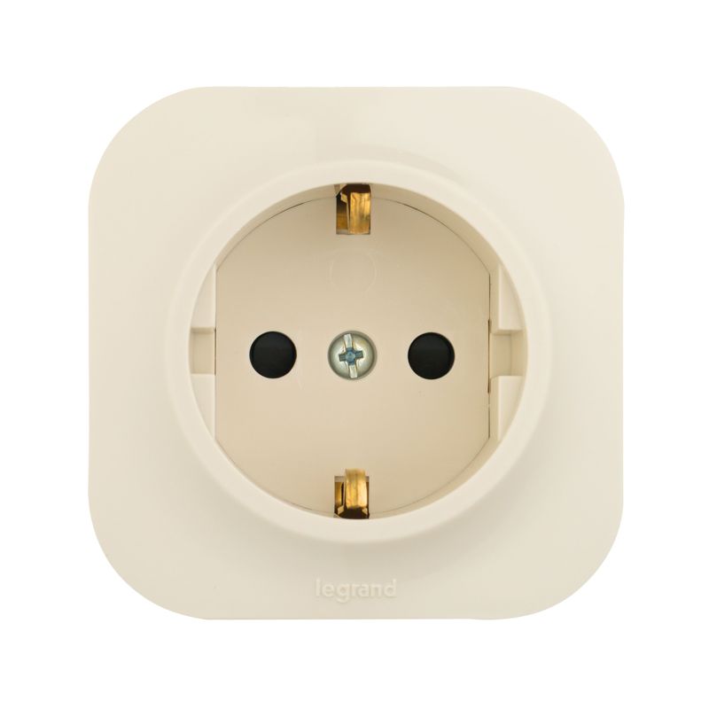 Розетка 1-м ОП Quteo 16А IP20 250В 2P+E с заземл. защ. шторки сл. кость Leg 782250