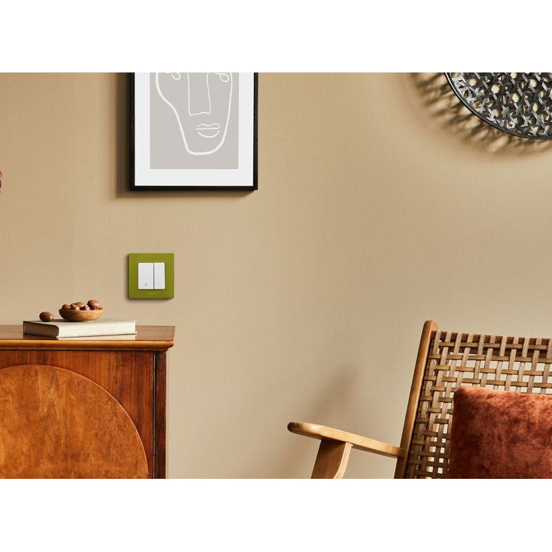 Механизм светорегулятора нажимного СП Etika 400Вт бел. Leg 672218