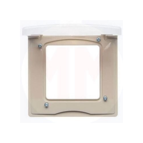 Рамка 1-м Etika IP44 с защ. крышкой сл. кость Leg 672560
