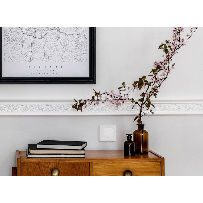 Механизм вывода кабеля СП Etika с зажимом для кабеля бел. Leg 672229