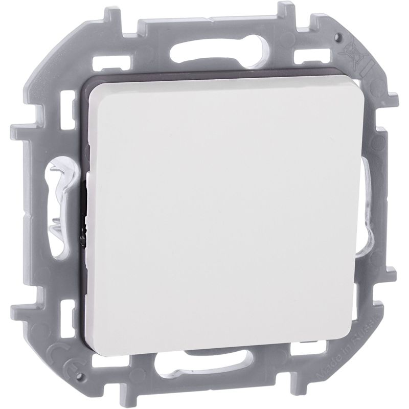 Переключатель без фиксации (кнопка) с Н.О./Н.З. контактом INSPIRIA 6 A 250 В~ белый (673690)