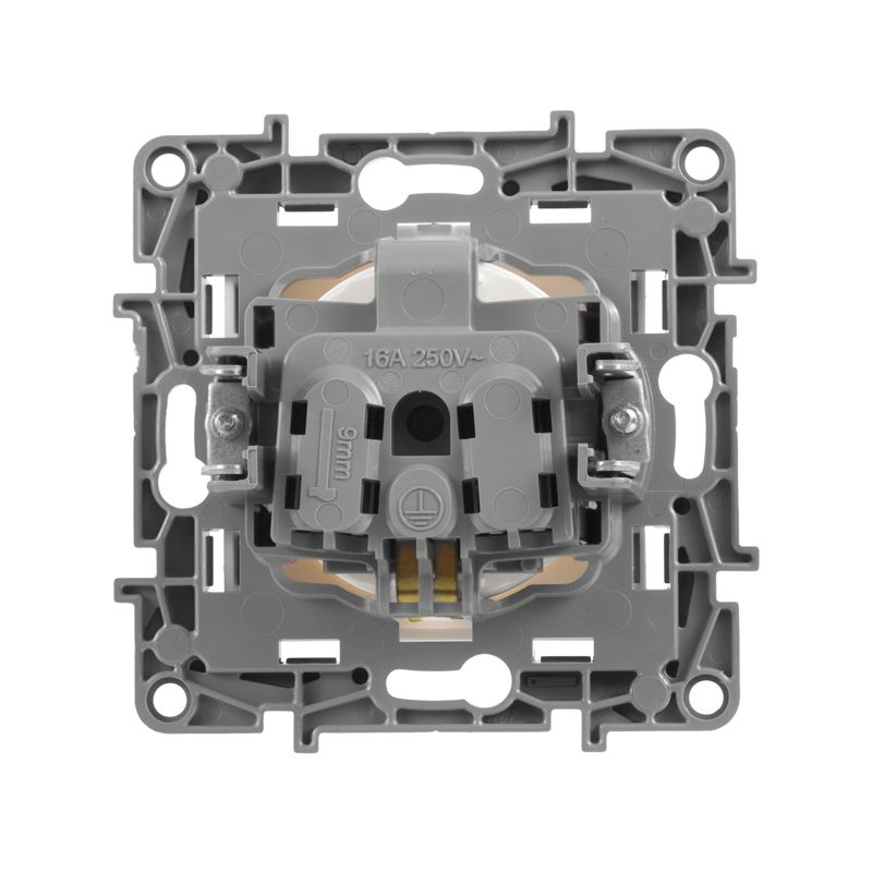 Механизм розетки 1-м СП Etika 16А IP31 250В 2P+E с заземл. защ. шторки немецк. стандарт винт. клеммы бел. Leg 672222