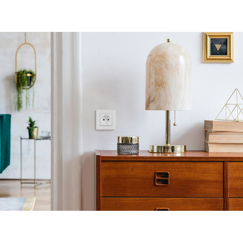 Механизм розетки 1-м СП Etika 16А IP31 250В 2P без заземл. защ. шторки немецк. стандарт винт. клеммы бел. Leg 672234