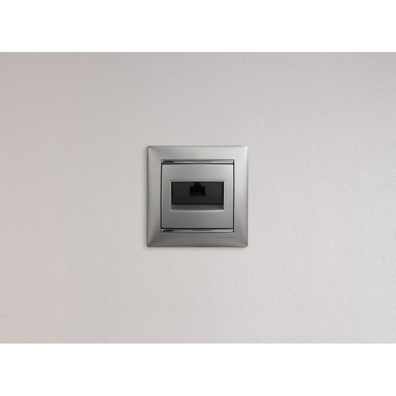 Механизм розетки информ. СП Valena RJ45 UTP CAT.6 1вых. алюм. на захватах Leg 770246