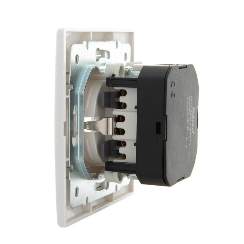 Розетка 1-м СП Мира 16А с з/к + USB разъем бел. LEZARD 701-0202-181