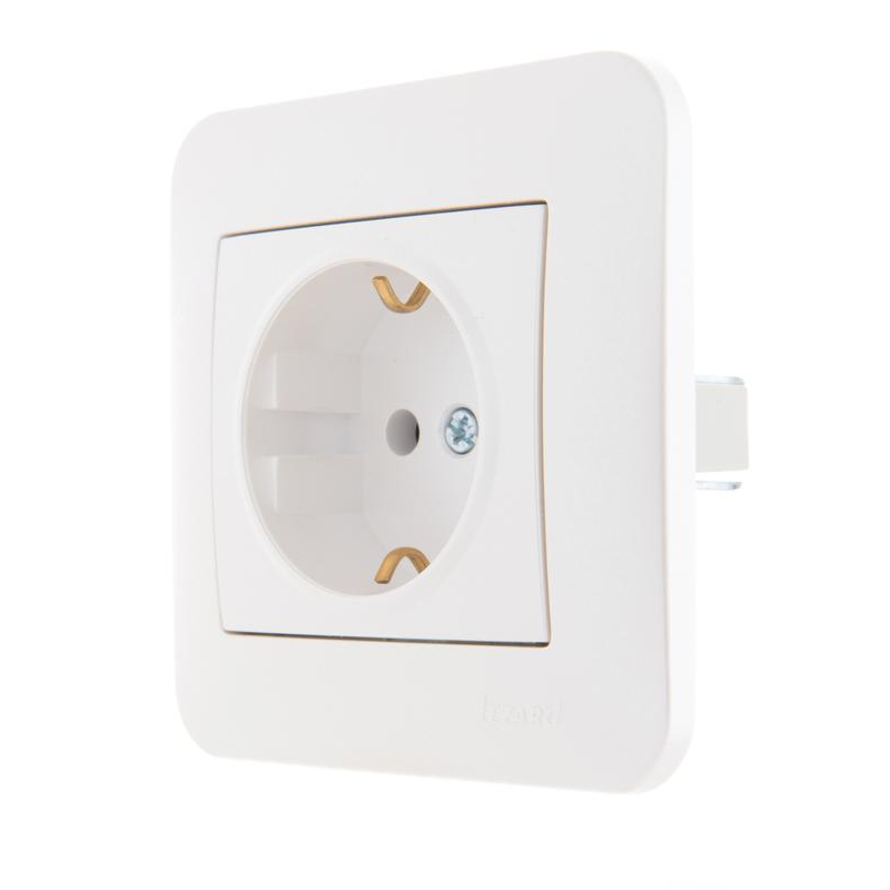 Механизм розетки 1-м СП Karina с заземл. термопласт жемчуж./бел. перламутр. LEZARD 707-3088-122B