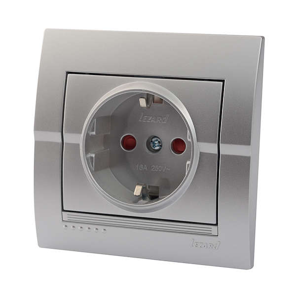 Розетка 1-м СП Дери 16А IP20 защ. шторки бакелит серебр. метал. LEZARD 702-2828-124B