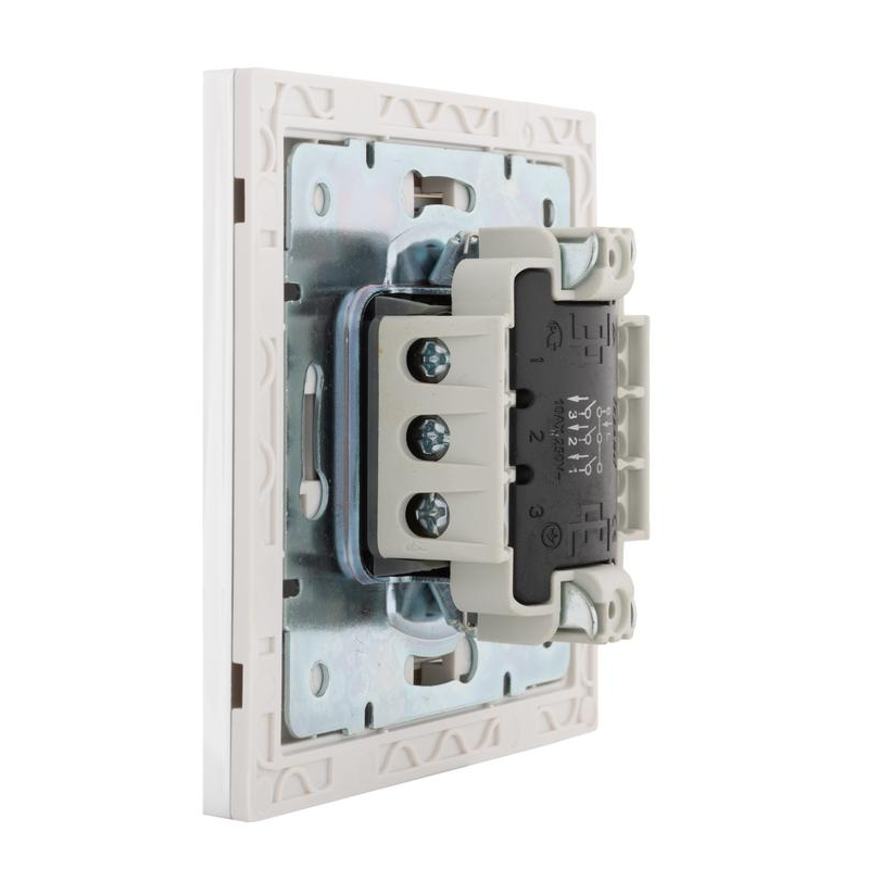 Выключатель 3-кл. СП Рейн 10А IP20 с хром. боковой вставкой бел. LEZARD 703-0225-109