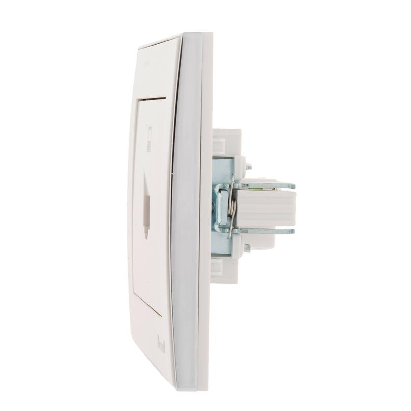 Розетка компьютерная 1-м СП Рейн с боковой встав. хром бел. LEZARD 703-0225-139