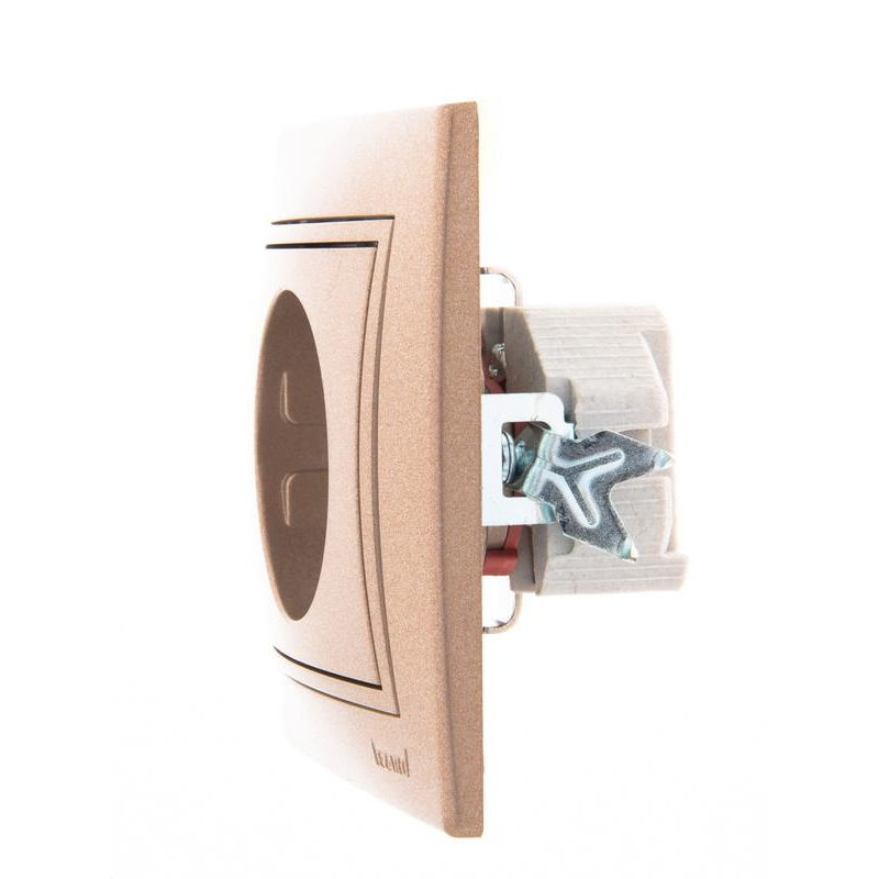 Розетка 1-м СП Мира 16А IP20 с заземл. защ. шторки со вставкой керамика свет. корич. перламутр. LEZARD 701-3131-124