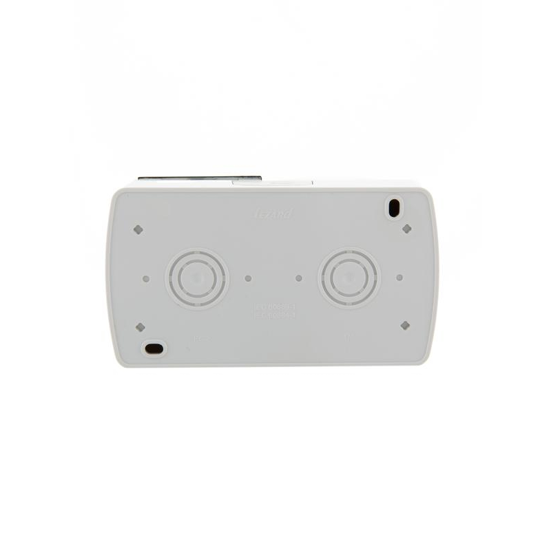 Блок ОП Ната IP20 горизонт. бел. (1-кл. выкл. + розетка евро с заземл. с крыш.) LEZARD 710-0200-170