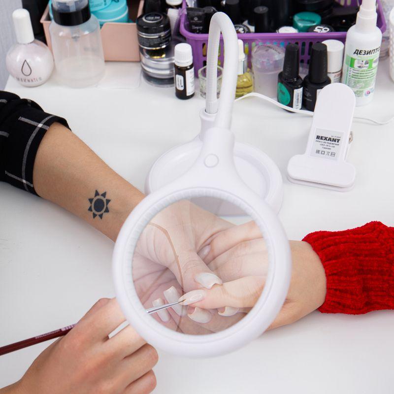 Лупа настольная малая 3Х с подстветкой 30 LED (подставка + прищепка) бел. REXANT 31-0247