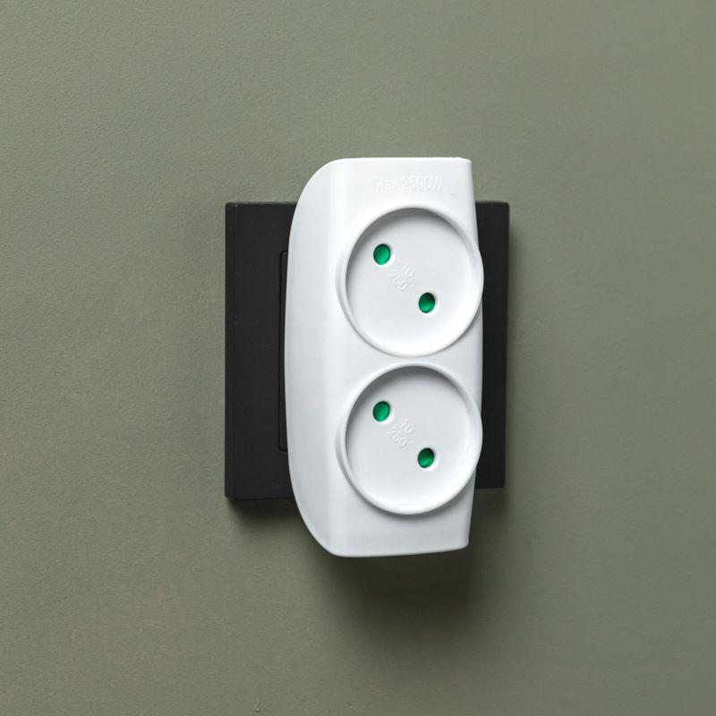 Двойник электрический 6-10А без заземл. бел. Rexant 11-1074