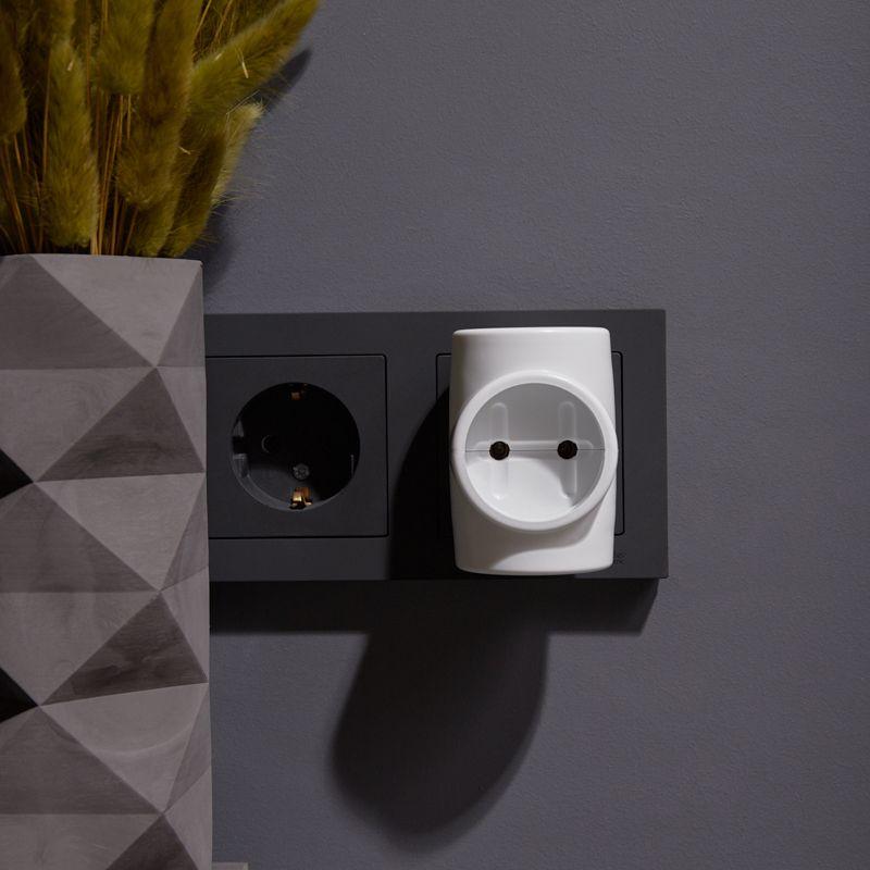 Евротройник электрический без заземл. 220В 6A-10A (инд. упак.) Rexant 11-1068