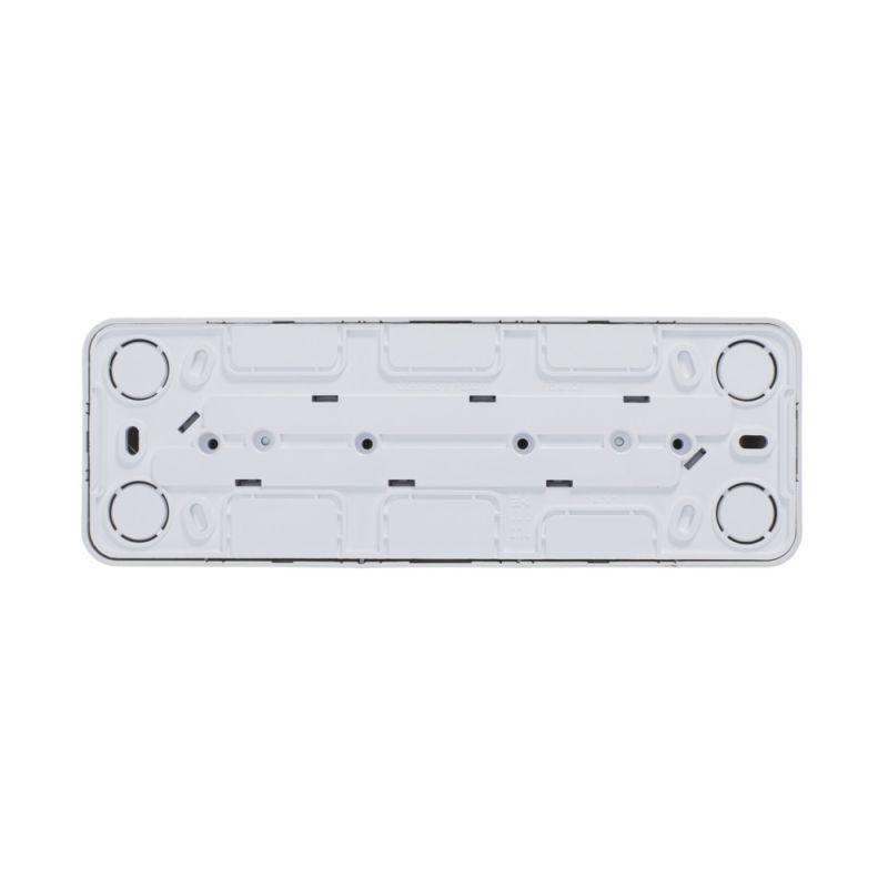 Розетка 4-м ОП Blanca 16А IP20 250В без заземл. без защ. шторок с изолир. пластиной бел. SchE BLNRA000411