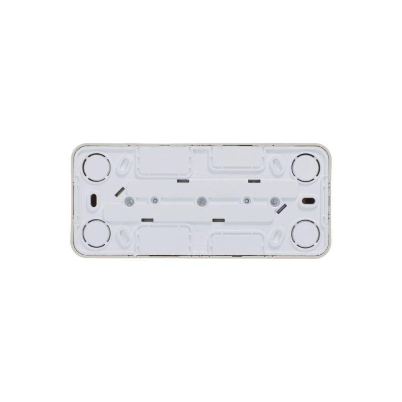 Розетка 3-м ОП Blanca 16А IP20 250В с заземл. защ. шторки с изолир. пластиной беж. SchE BLNRA011317