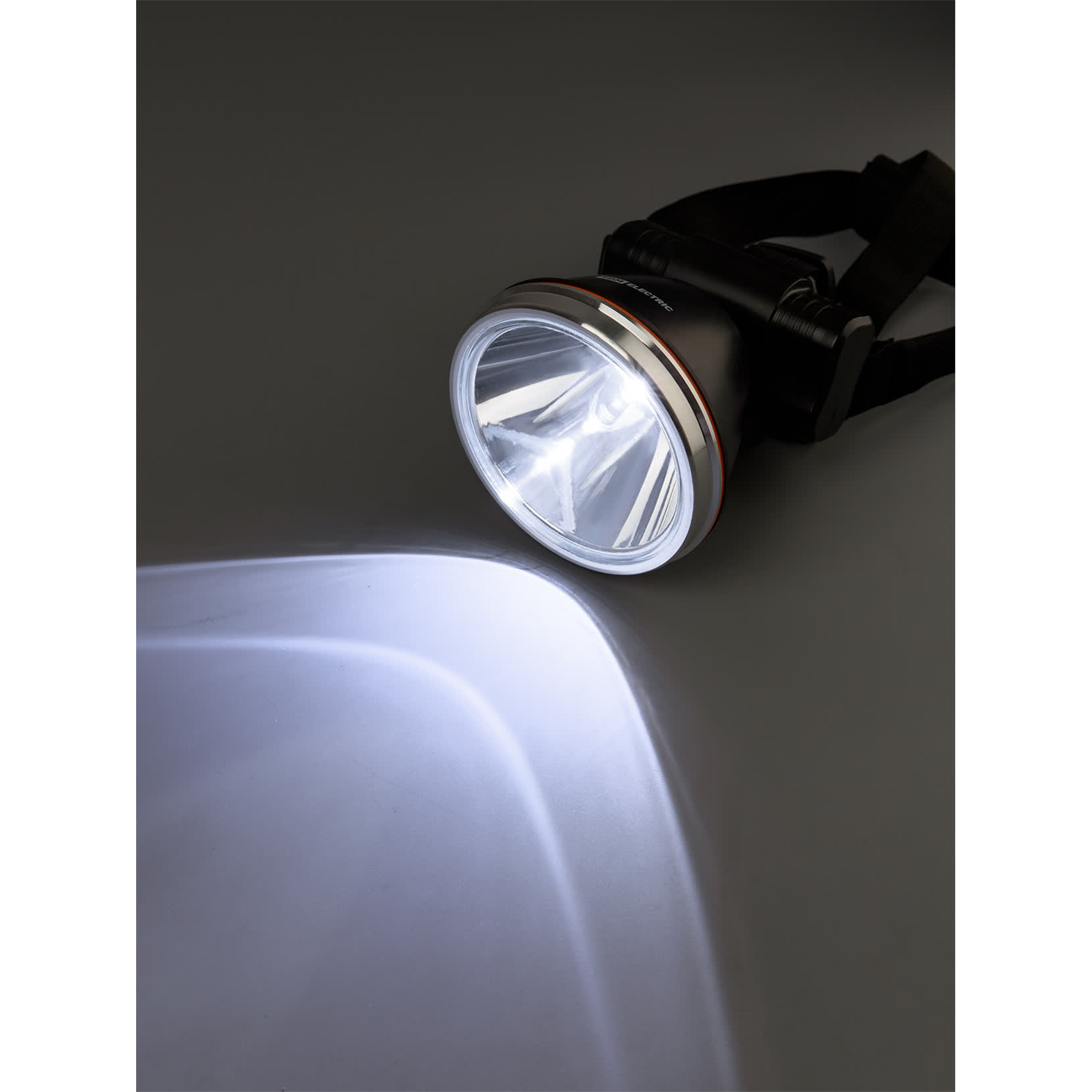 Фонарь «Налобный 14» аккум., 10 Вт LED, Li-Ion 3,7 В 4,8 А*ч, 550 лм, 230 В,