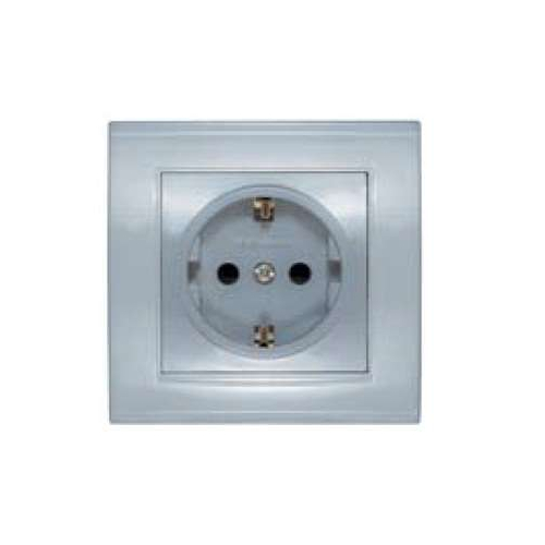 Розетка 1-м СП Бриллиант 16А IP20 с заземл. защ. шторки серебр. UNIVersal 7949889
