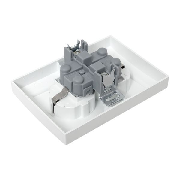 Розетка 2-м СП Минск 16А IP20 с заземл. защ. шторки бел. Basic EKF ERR16-128-100