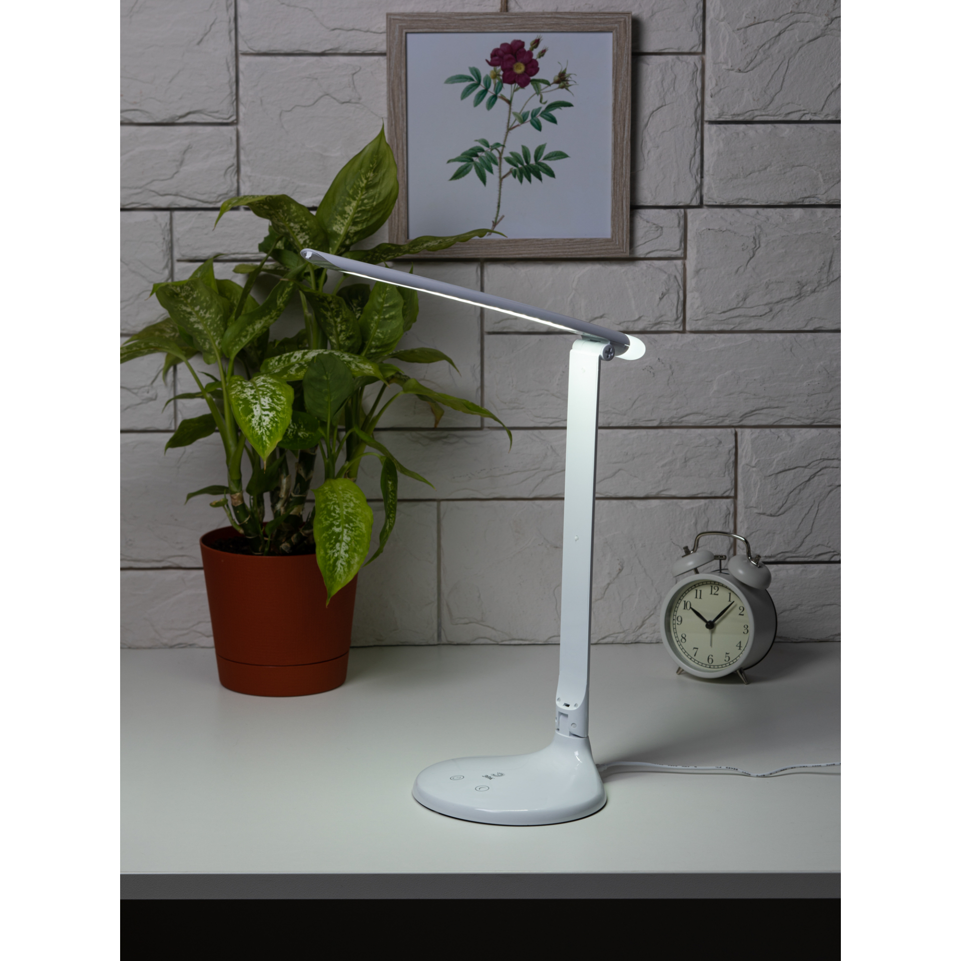 Светодиодный настольный светильник NLED-482-10W-W белый ЭРА (Б0041086)