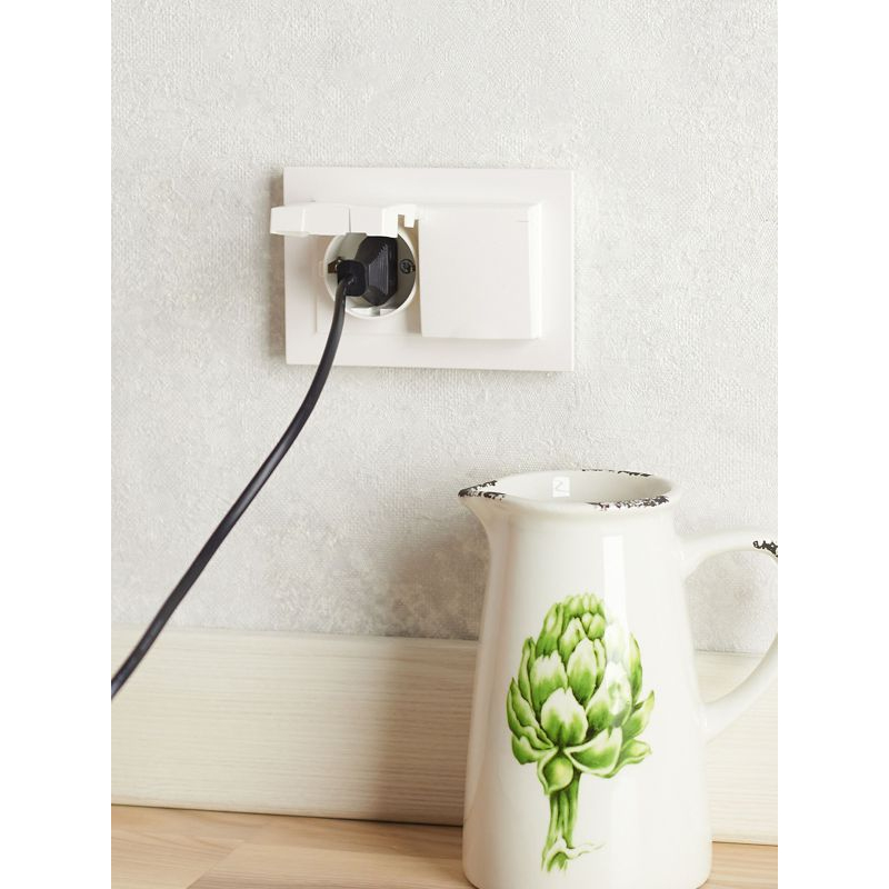 BRITE Розетка 2-местная с заземлением с защитными шторками и крышкой 16А в сборе IP44 РСбш12-3-44-БрЖ жемчуг IEK